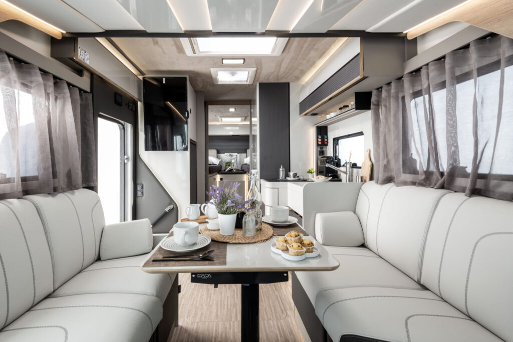 McLouis Continental S H740 GLC – kamper idealny?