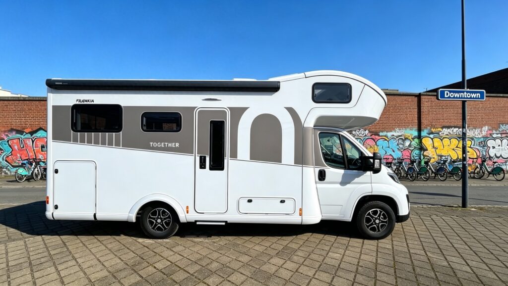 Frankia F-Line A 740 PLUS 2026